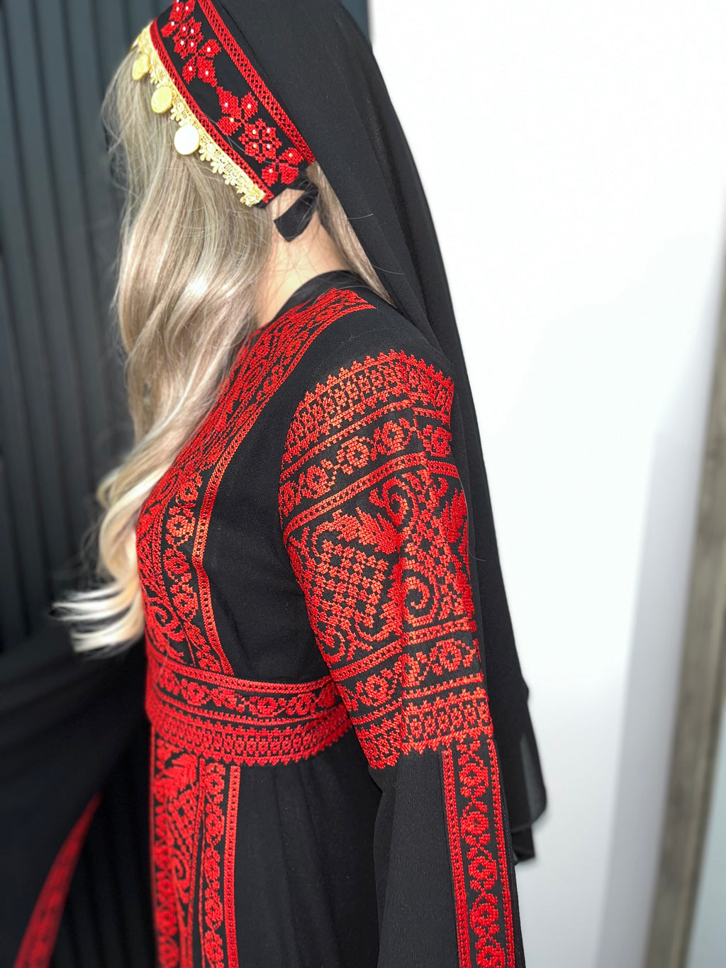 Palestanin Embroidered headband with coins Veil (3 colours)