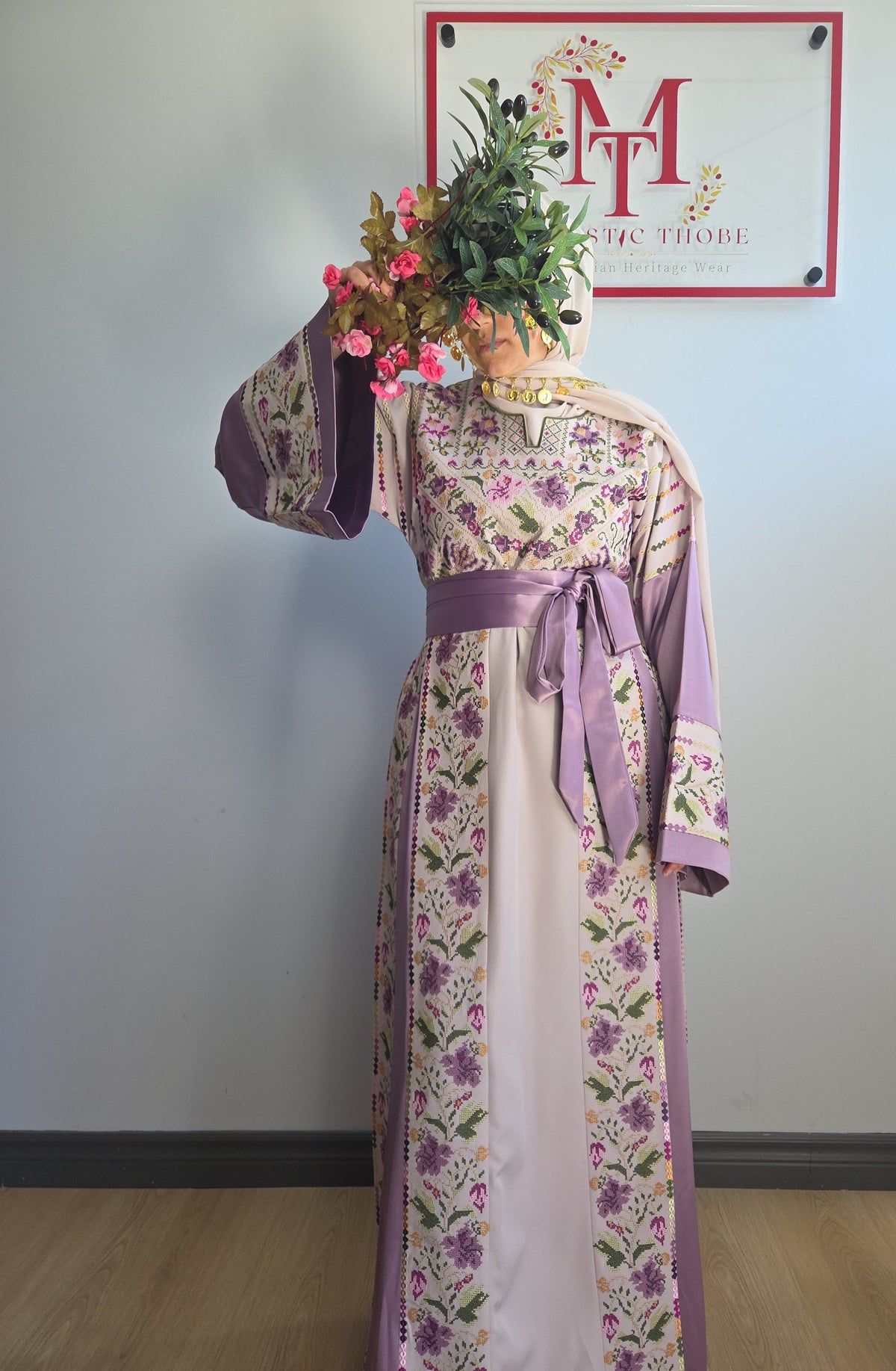 The Lelia Thobe - Luxurious | Lilac & Beige | Palestinian Tatreez Thobe/Dress