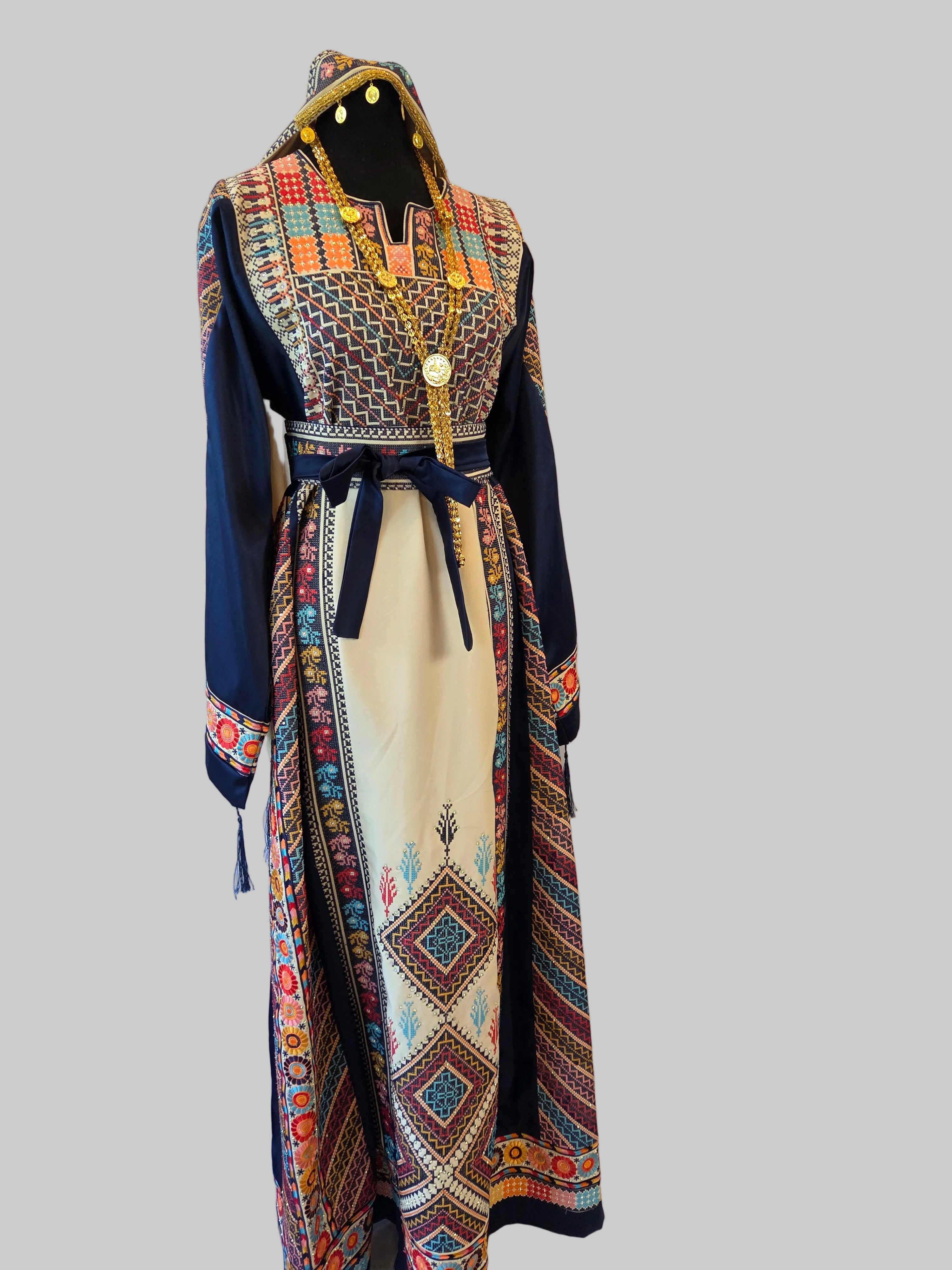 The Naya Thobe - Luxurious | Blue & White