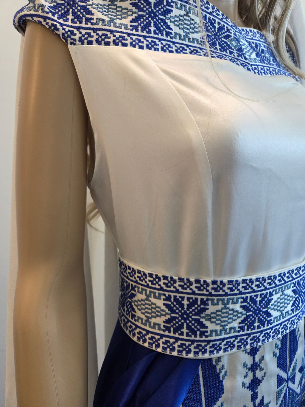 The Yaffa Thobe - Henna Blue and White Tatreez Bridal Sleeveless Long Train Thobe dress