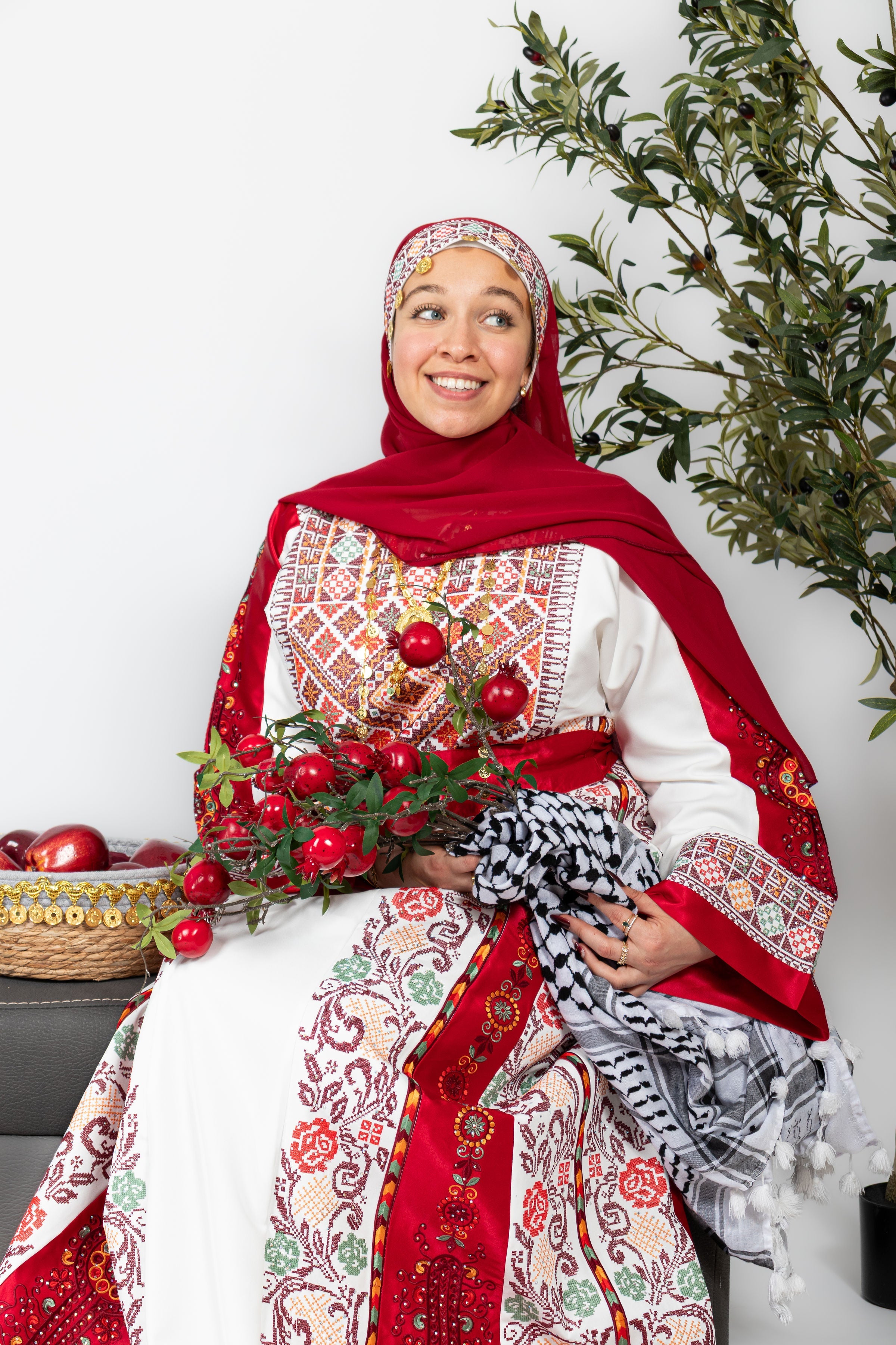 The Nisma Thobe - Bridal White and Red Traditional Full tatreez Back and Front Thobe With Matching Head Veil